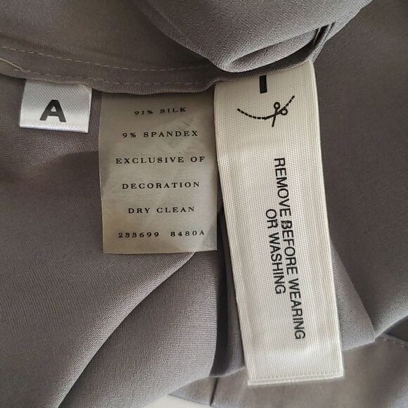 Ann Taylor Silk Sleeveless Blouse Grey Size M NWT - Picture 6 of 6